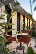 odmadrid_05-rooms_03_deluxeterrace-plazaview-004.jpg